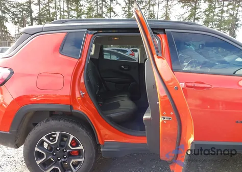 2018 Jeep Compass Trailhawk 4X4 from USA, damaged, VIN 3C4NJDDB6JT484072
